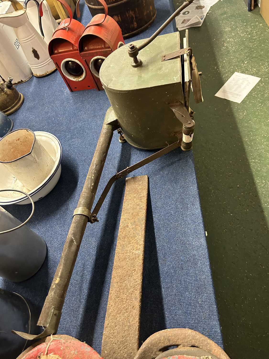 Enamel bucket, two enamel bowls and an enamel jug (4)