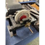 Bench top hand operated grinding wheel