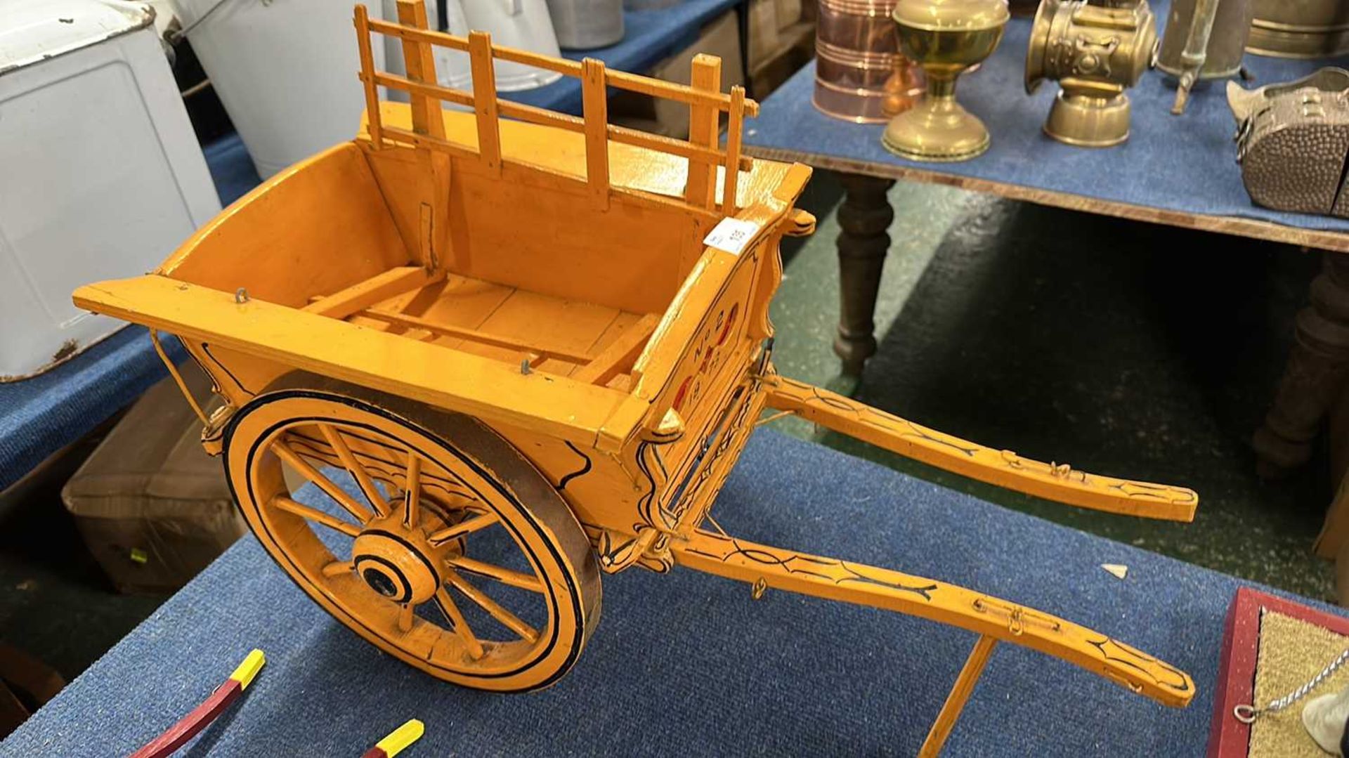 A scratch built model of a single axle hay cart, painted in dark yellow and black, 65cm long in - Image 7 of 7