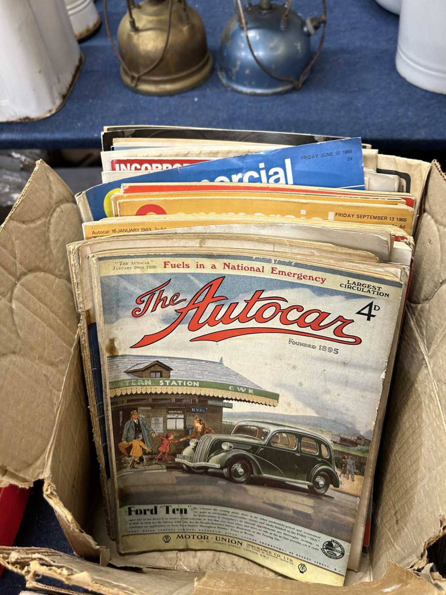 Box various mixed car and auto sport magazines