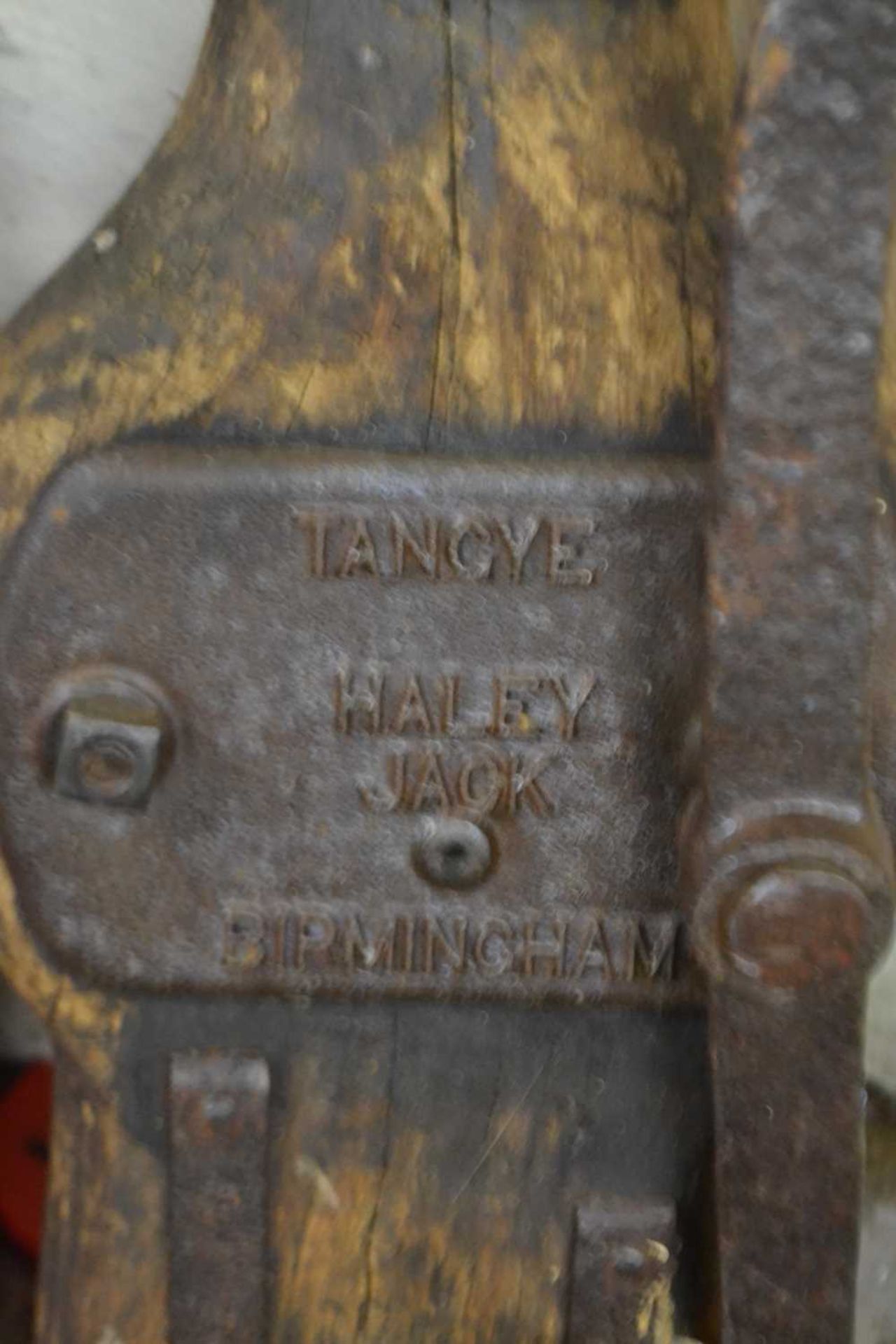 Wood and iron cart jack marked 'Tangye Hale Jack, Birmingham' - Image 2 of 2