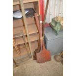 Bundle of various wooden malt shovels