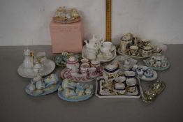 Mixed Lot: Various miniature tea sets