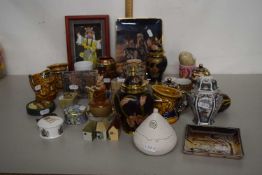 Mixed Lot: Various small vases, pill boxes, ornaments etc