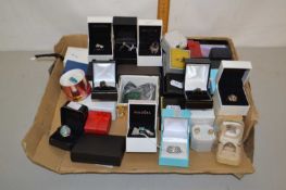 Mixed Lot: Various boxed costume jewellery, rings and other items