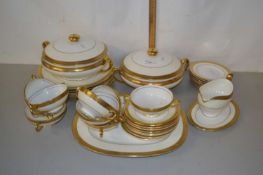 Quantity of Minton Buckingham pattern dinner wares