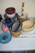 Mixed Lot: Table lamp, various bowls, tazza, hors d'oeuvres dish etc
