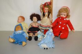 Mixed Lot: Various vintage dolls