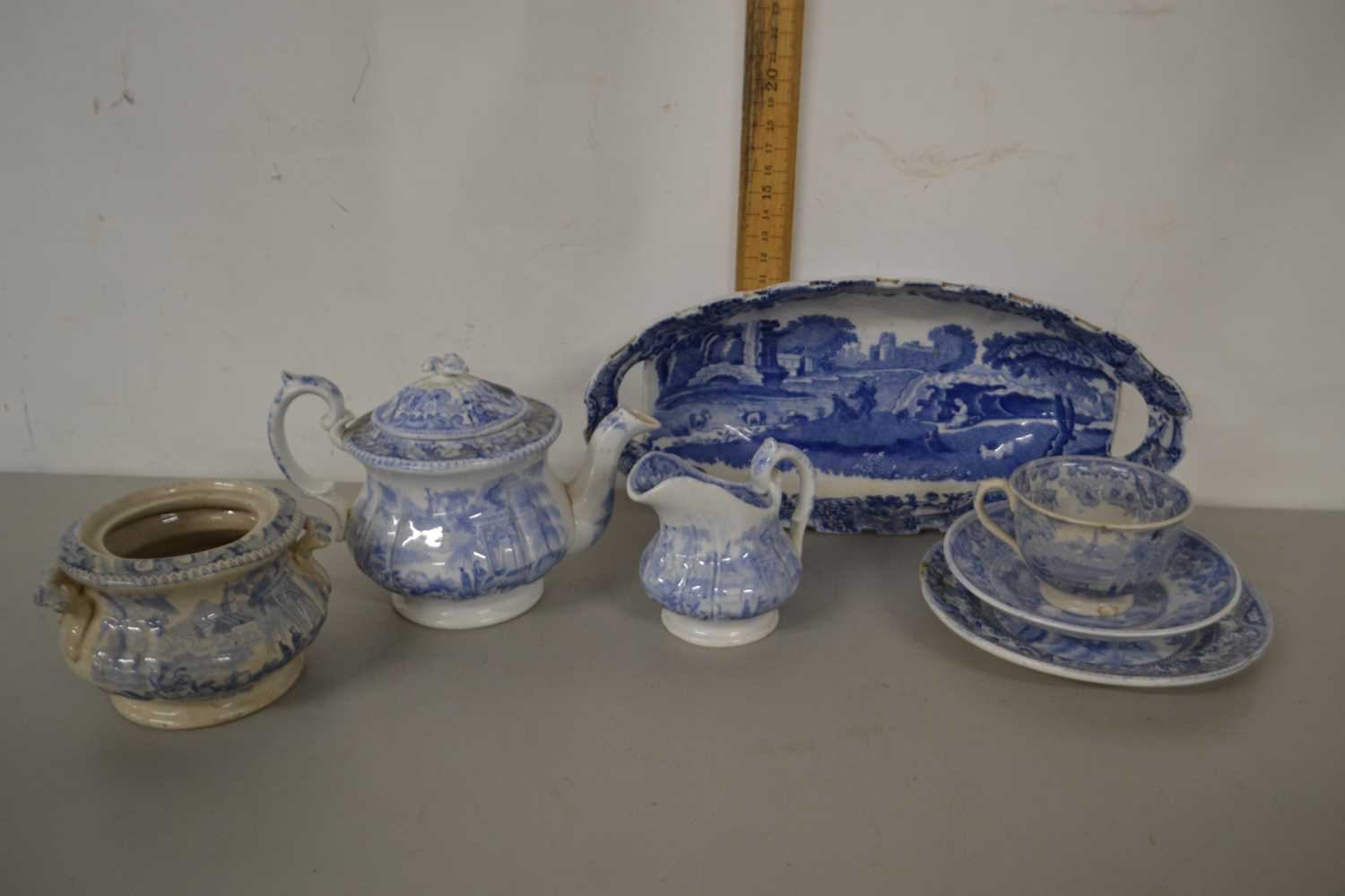 Quantity of Davenport blue and white tea wares and other items