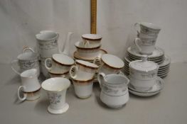 Mixed Lot: Various assorted tea wares