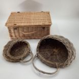 Wicker hamper and shallow wicker trays