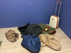 Quantity of vintage leather suitcases, luggage, duffel bags, extending bags and a BRICS hard