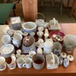 A mixed Collection of C20th ceramic items, quantity