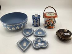 Collection of Wedgwood items together with a Carlton Ware lidded bowl and an Oriental style