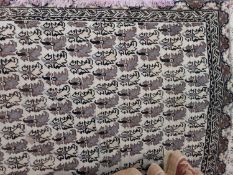 Vintage Moroccan rug - circa. 1940 Size. 2.36 x 1.50 metres -