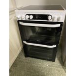 Hotpoint cooker, with paperwork (Vendor warrants that it is in working order, it is from a House