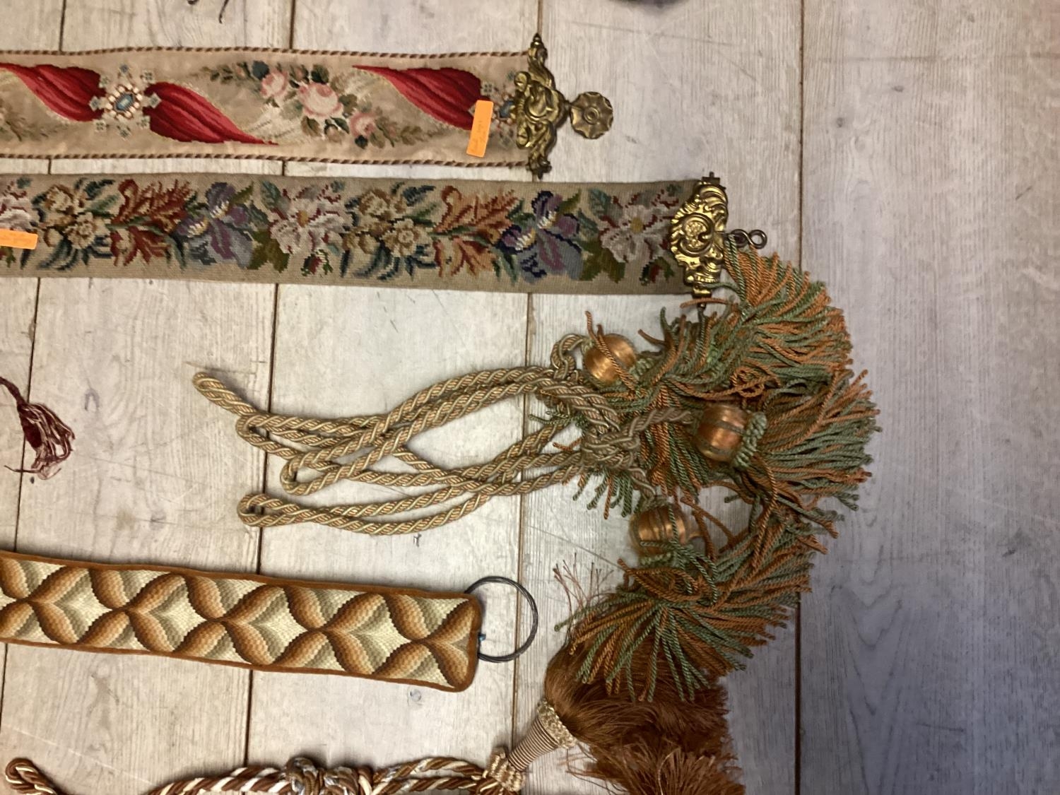 A quantity of rope and tassle curtain tie backs and five Victorian gilt metal mounted tapestry - Image 6 of 13