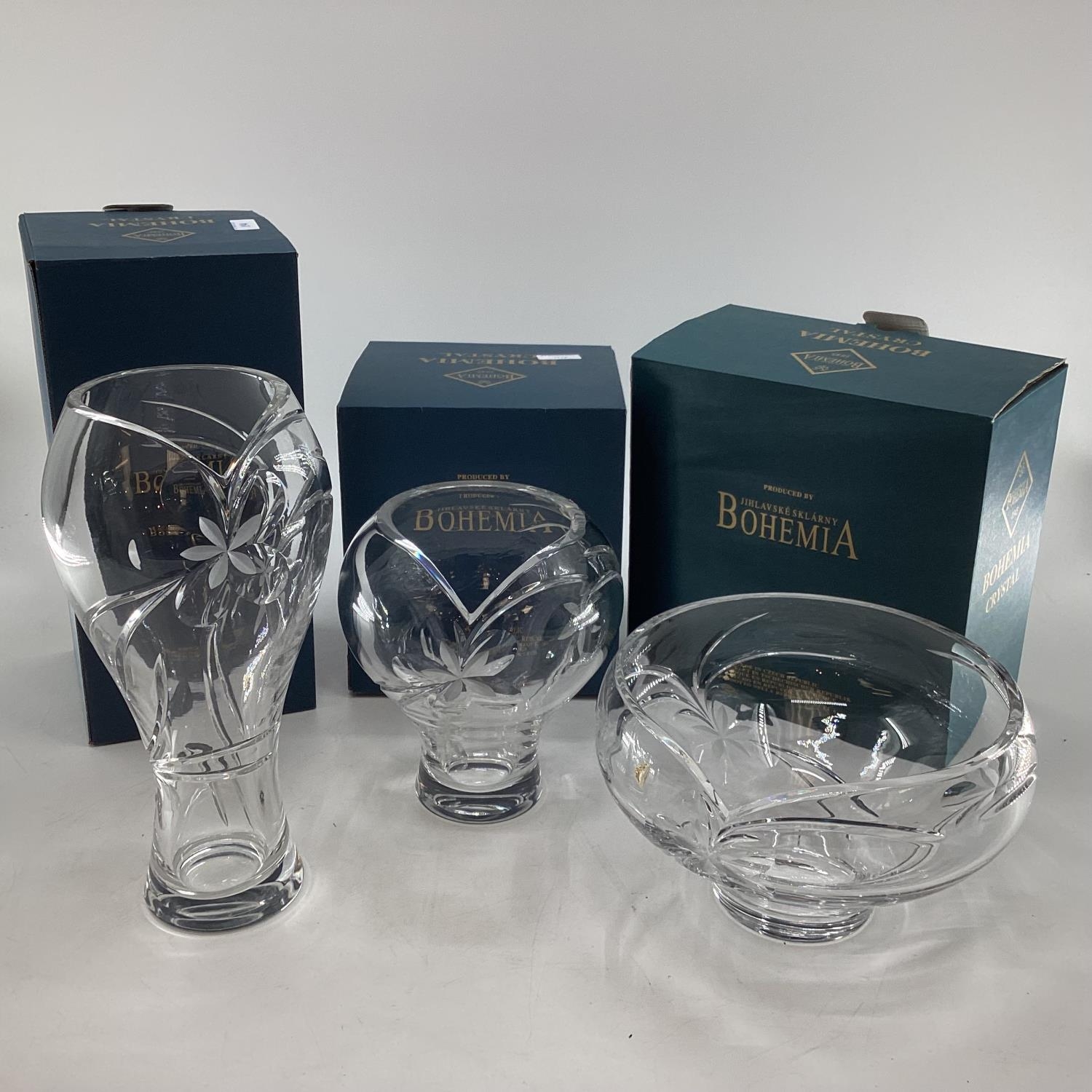 Three boxed Bohemia glass crystal items, two vases and a bowl - Image 2 of 6