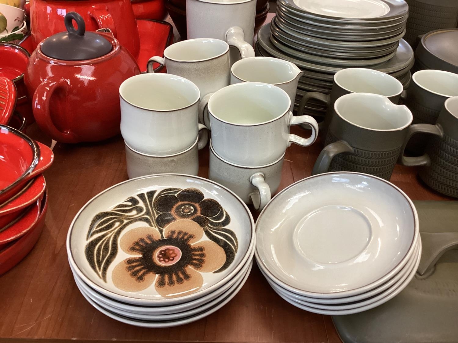 Quantity of kitchen china, including white Villeroy and Bosch, Denby etc - Image 12 of 16