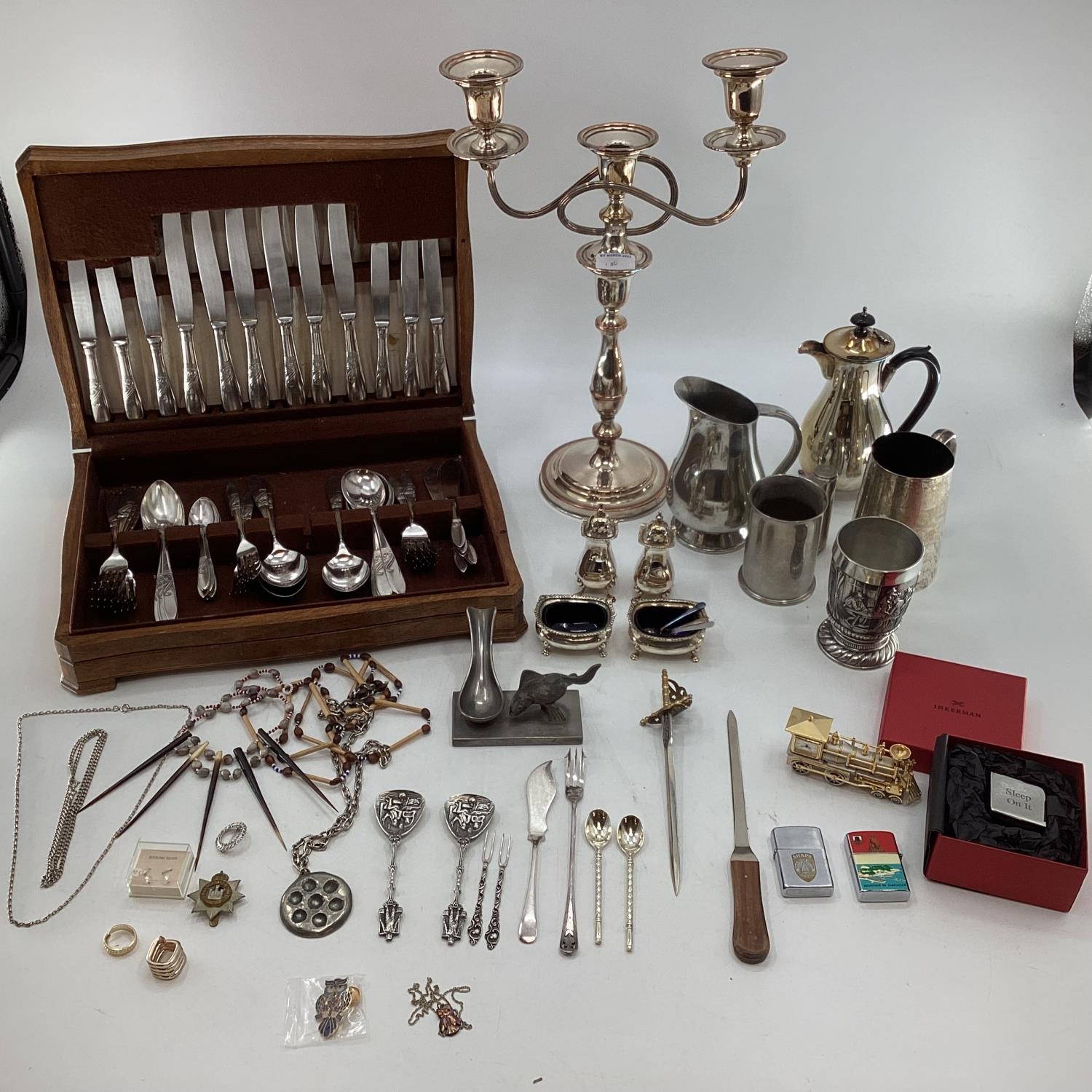 A collection of metalware to include an oak cased canteen of cutlery, candelabra, etc - Image 2 of 6