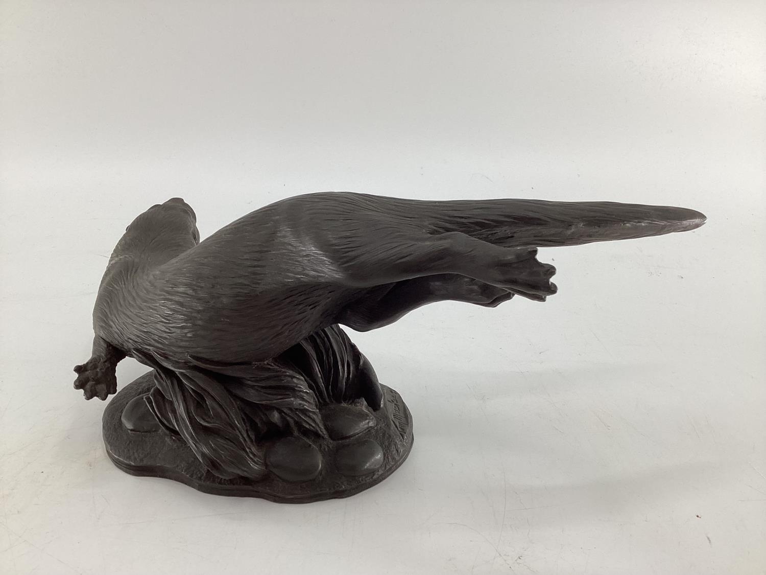 A resin model of an otter by Tim Mackie, on Naturalistic base, 30 x 16cm - Image 4 of 5