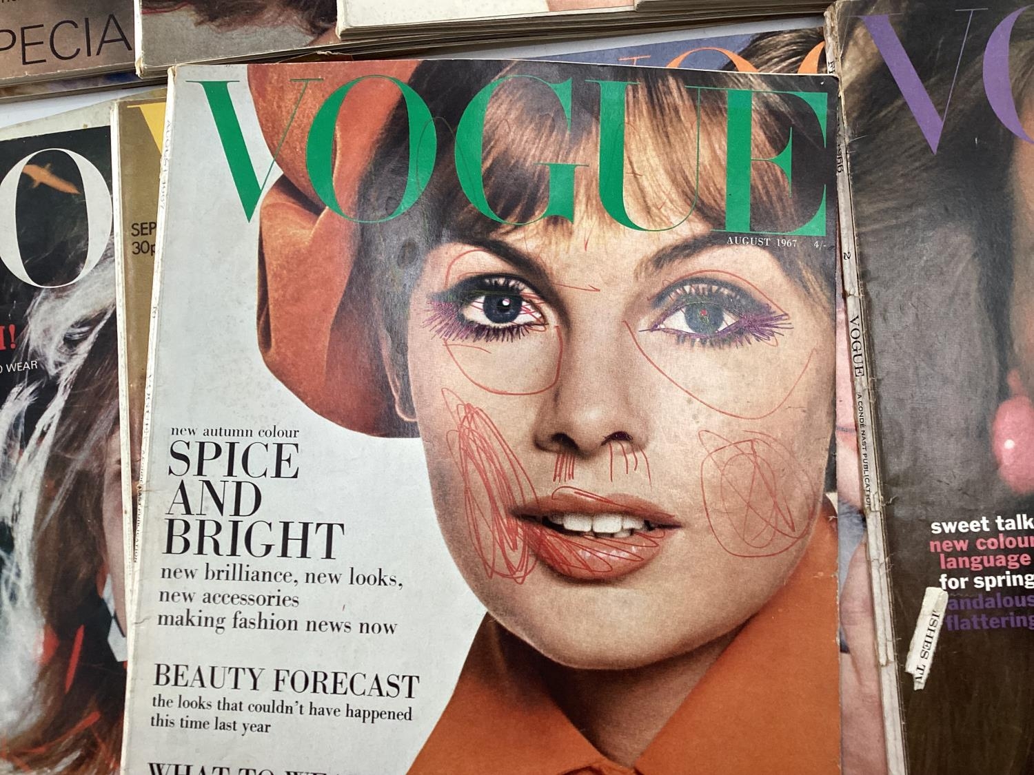 A collection of mid to late C20th fashion magazines, Vogue, beauty etc - Image 3 of 10