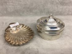 A Sterling silver tea caddy together with a silver scallop dish, 95g