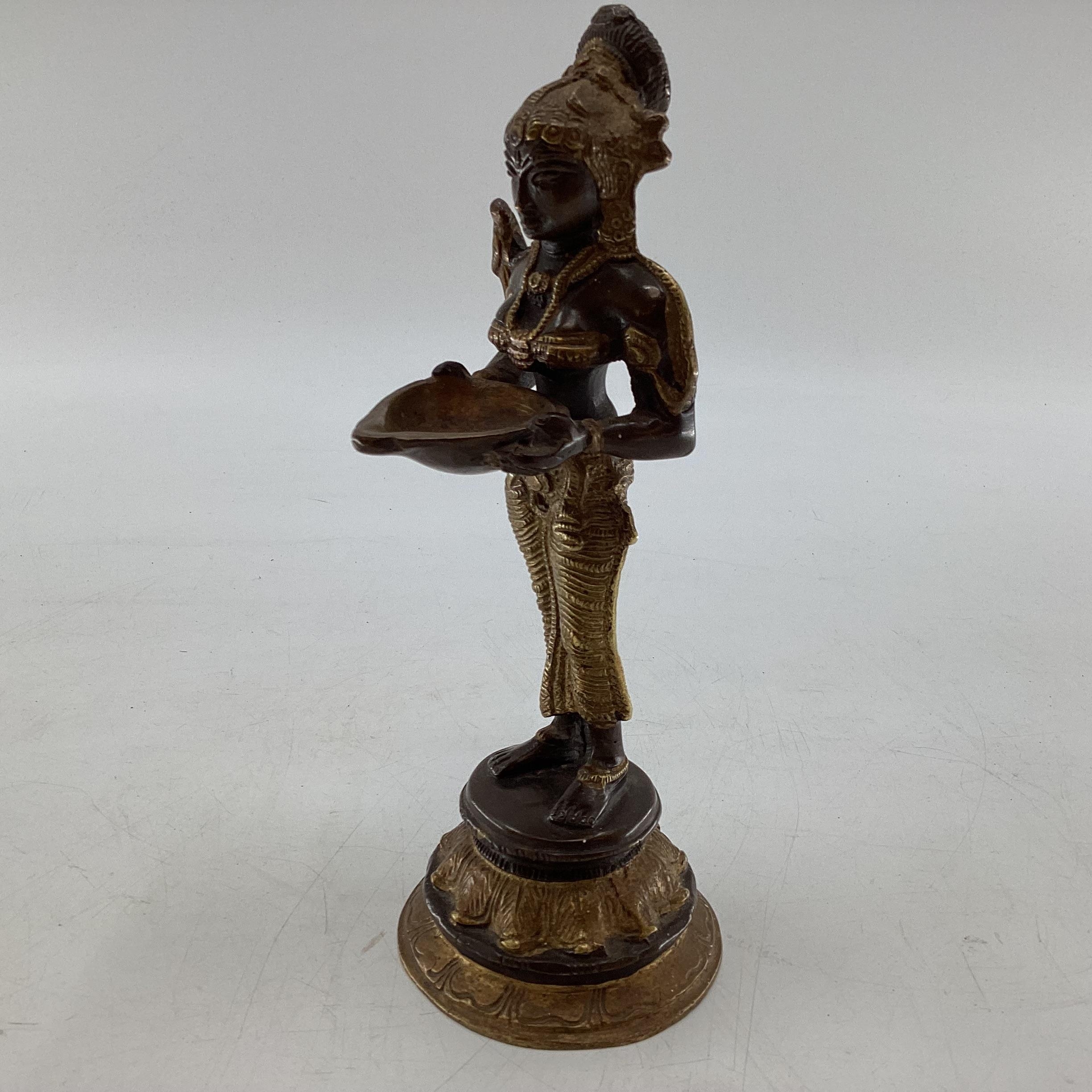 A South Asian bronze figure of Deepa Lakshmi (representation of the Hindu Goddess Lakshmi) symbol of - Image 2 of 6