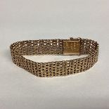 A 9ct gold Buckle Bracelet 18cm, 31g