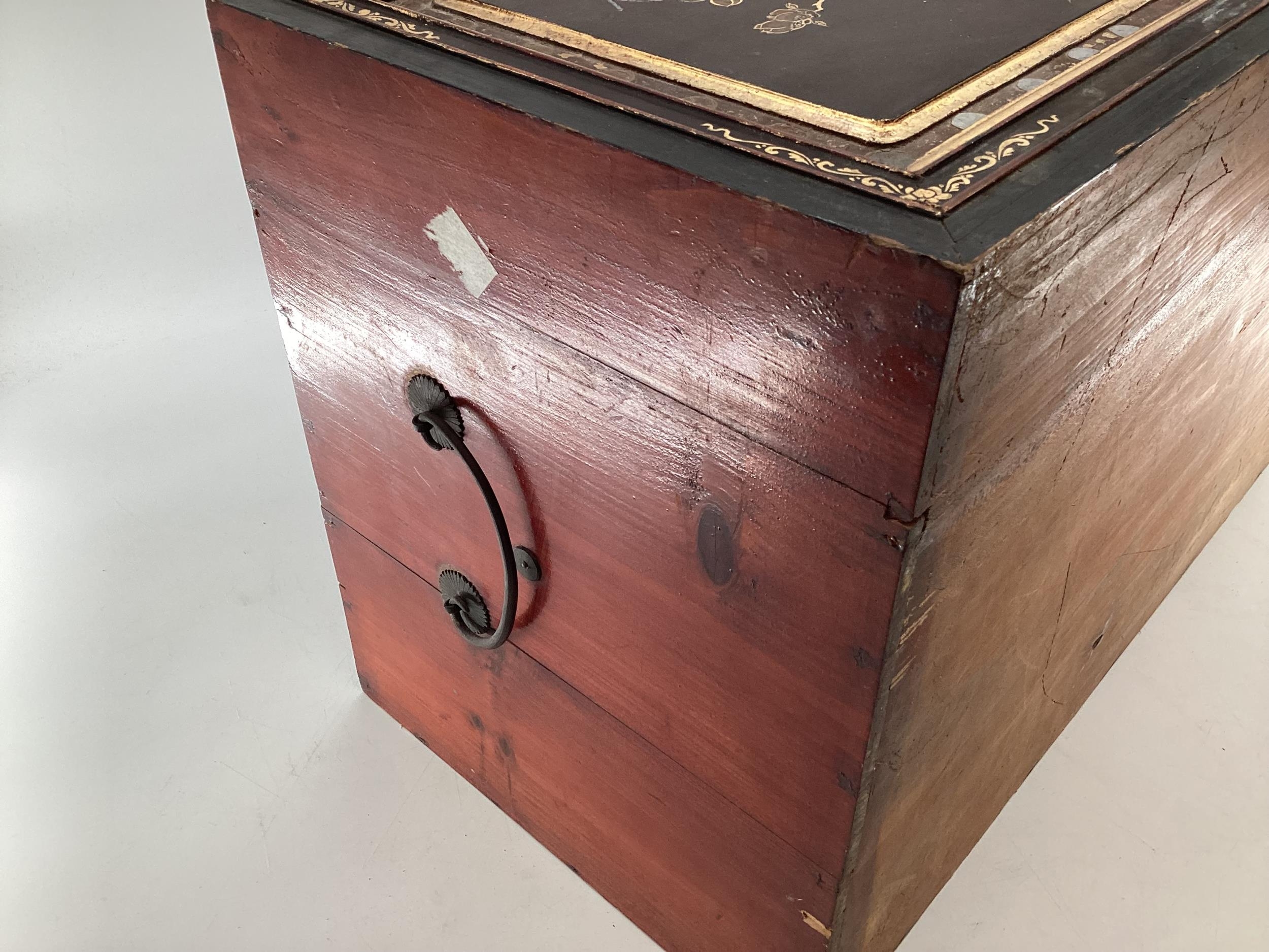 A Chinese C19thstyle desk top scholars chest, single drop out door with gilt and mirror decoration - Image 10 of 11