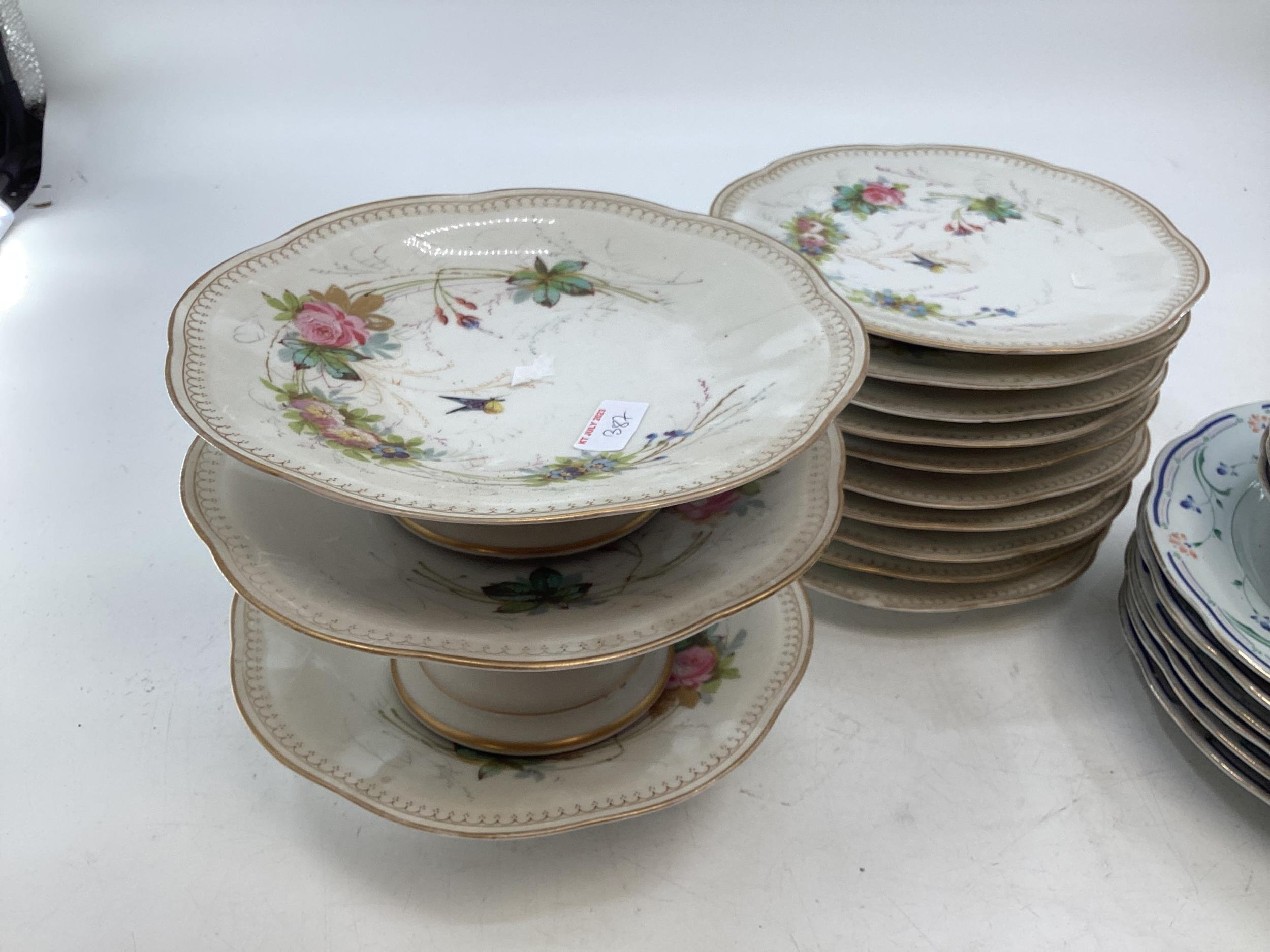 A collection of 19th/20th century ceramics items , - Image 14 of 30