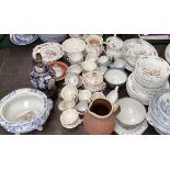 A large collection of late 19th/20th century ceramics to include Aynsley dining service,