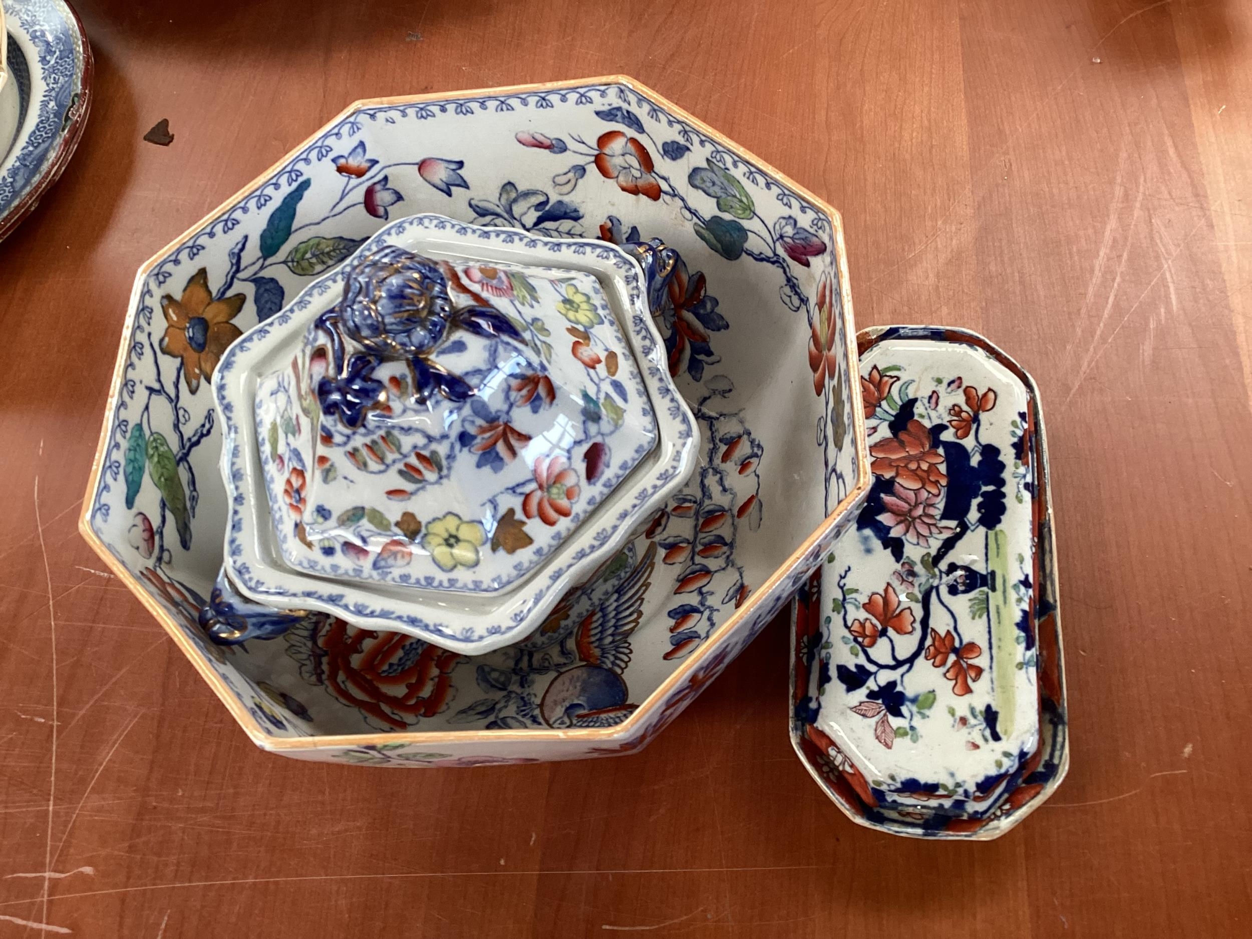 A collection of 19th/20th century ceramics items , - Image 17 of 30