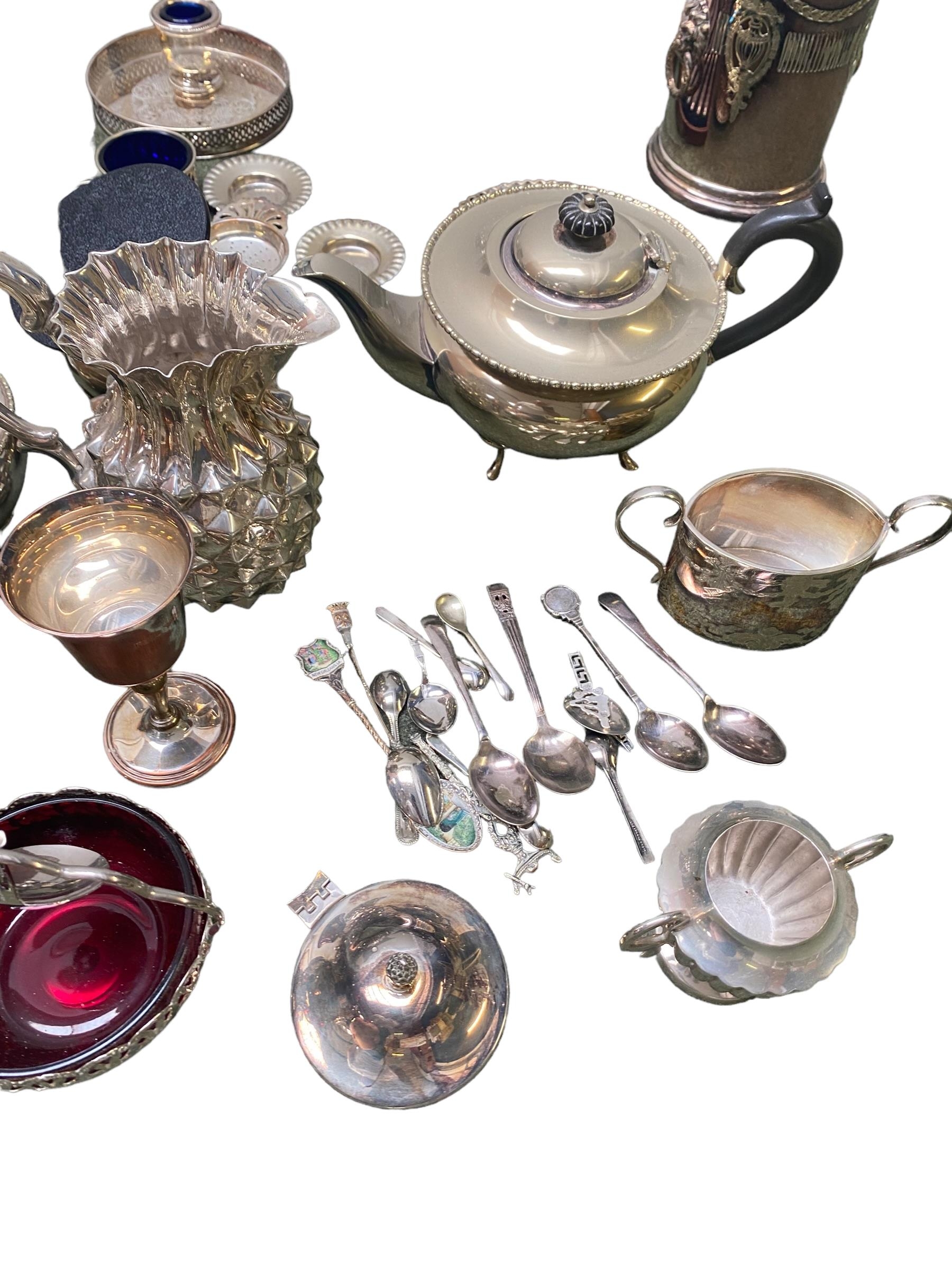 A large collection of silver plated wares. - Image 2 of 5