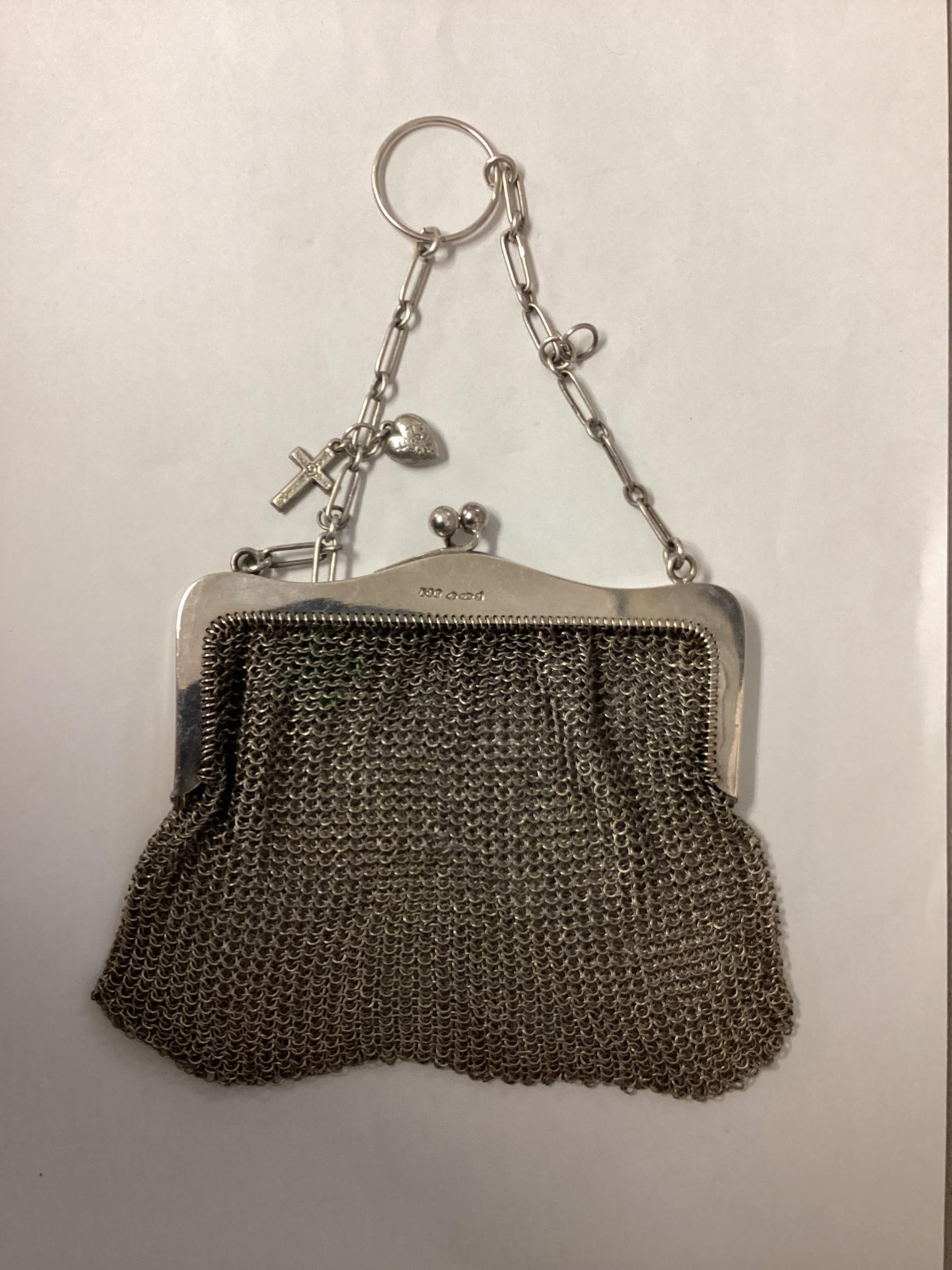 A sterling silver mesh evening bag. 127g. In good order. - Image 3 of 4