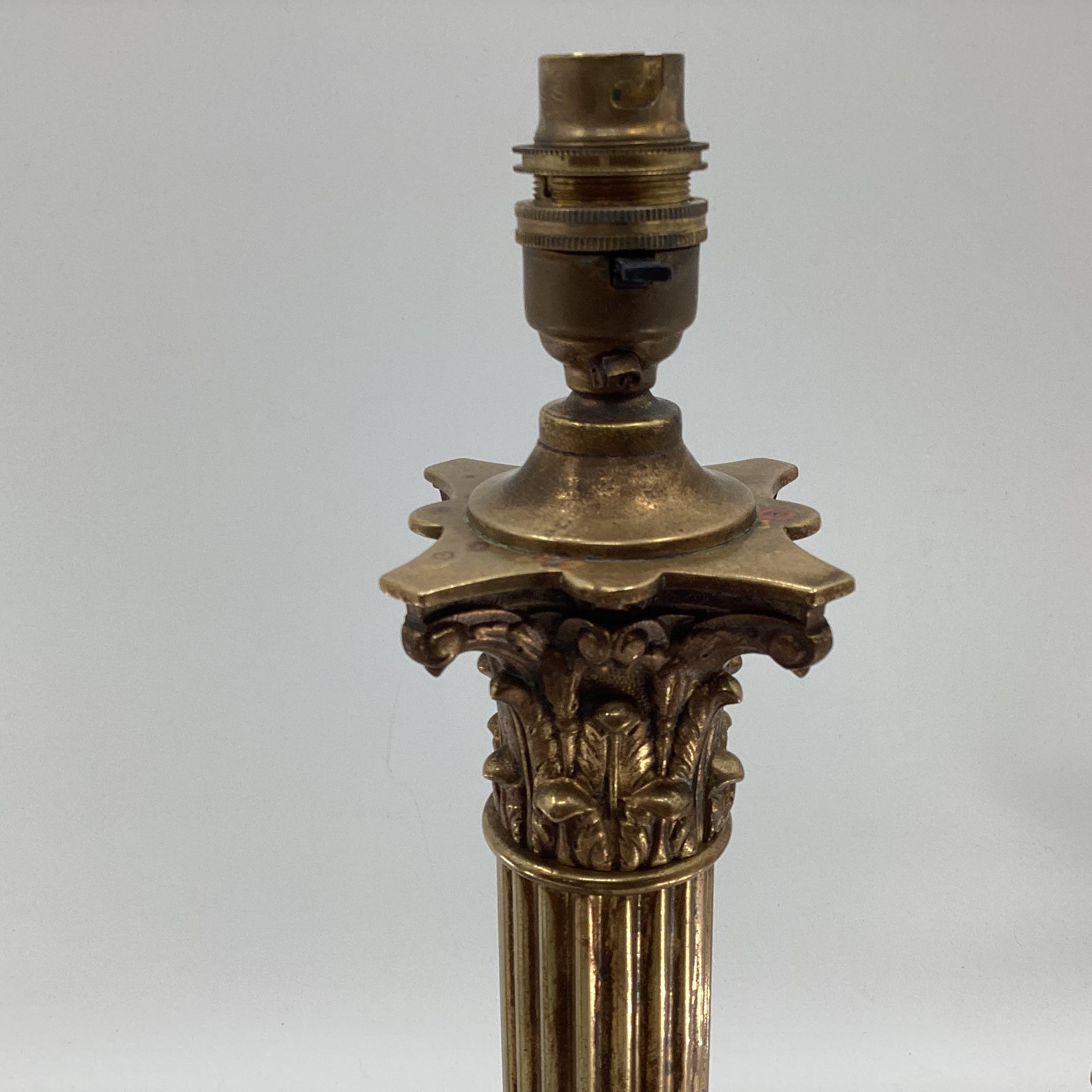 A pair of brass ejector candlesticks together with a selection of table lamps. - Image 7 of 10