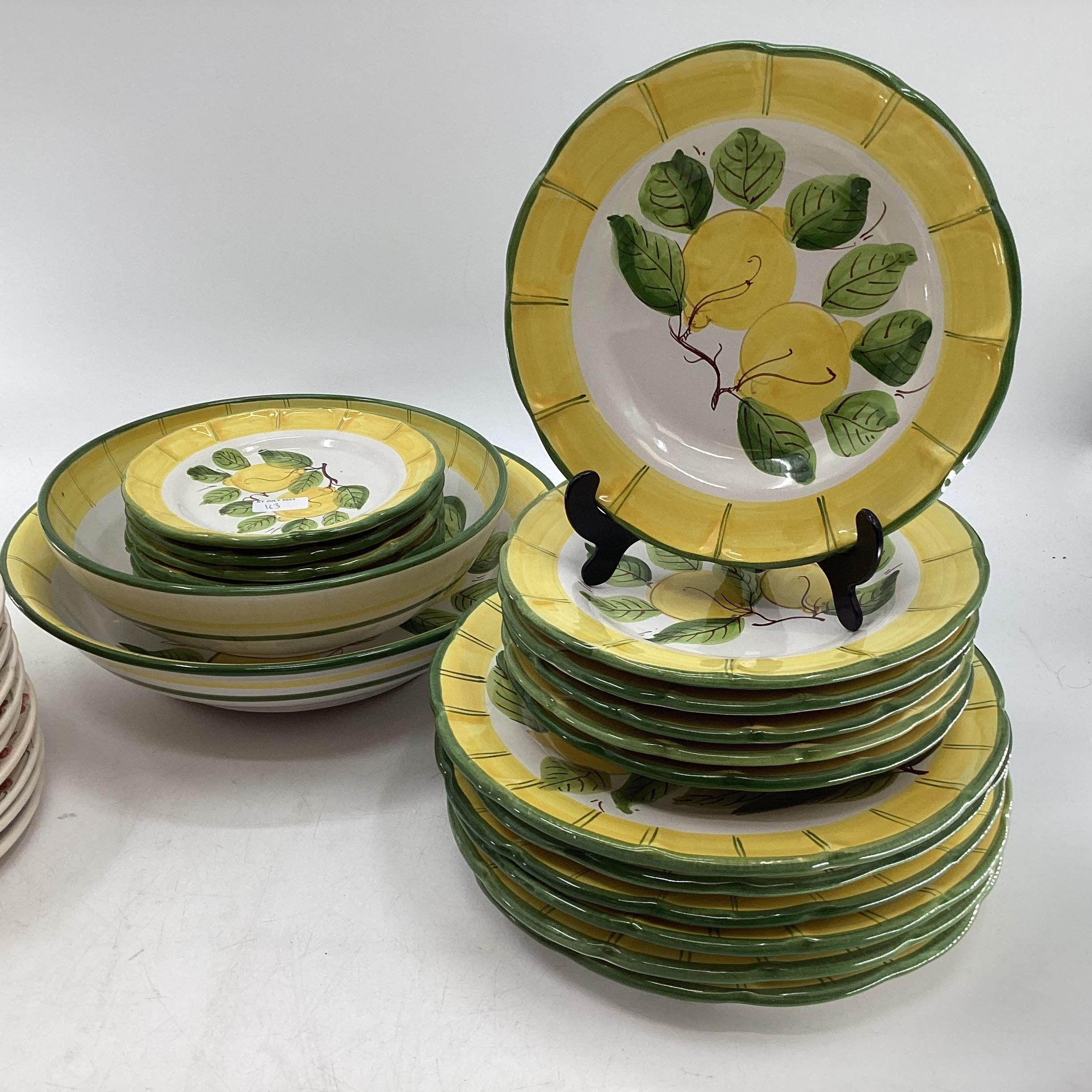 A collection of 20th century ceramics to include an extensive La Tartana Positano part service - Image 8 of 14