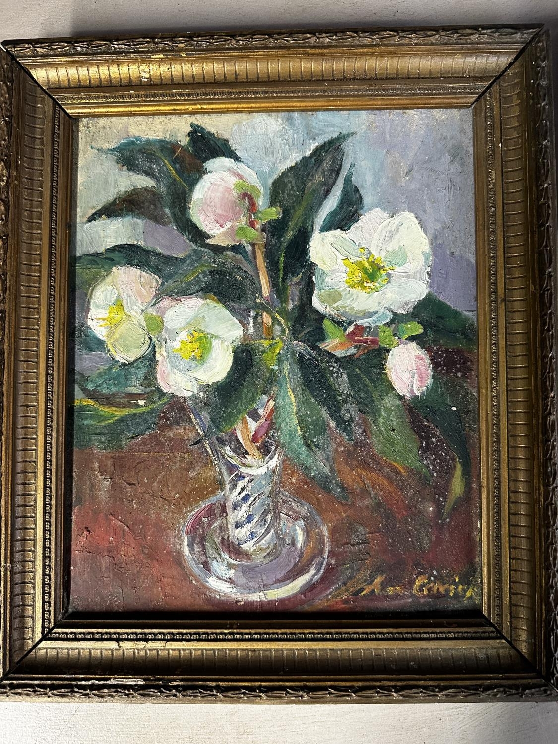 Oil on Canvas, Floral still life, 29cm x 23.5cm, signed indistinctly lower right, in carved wooden - Image 2 of 8