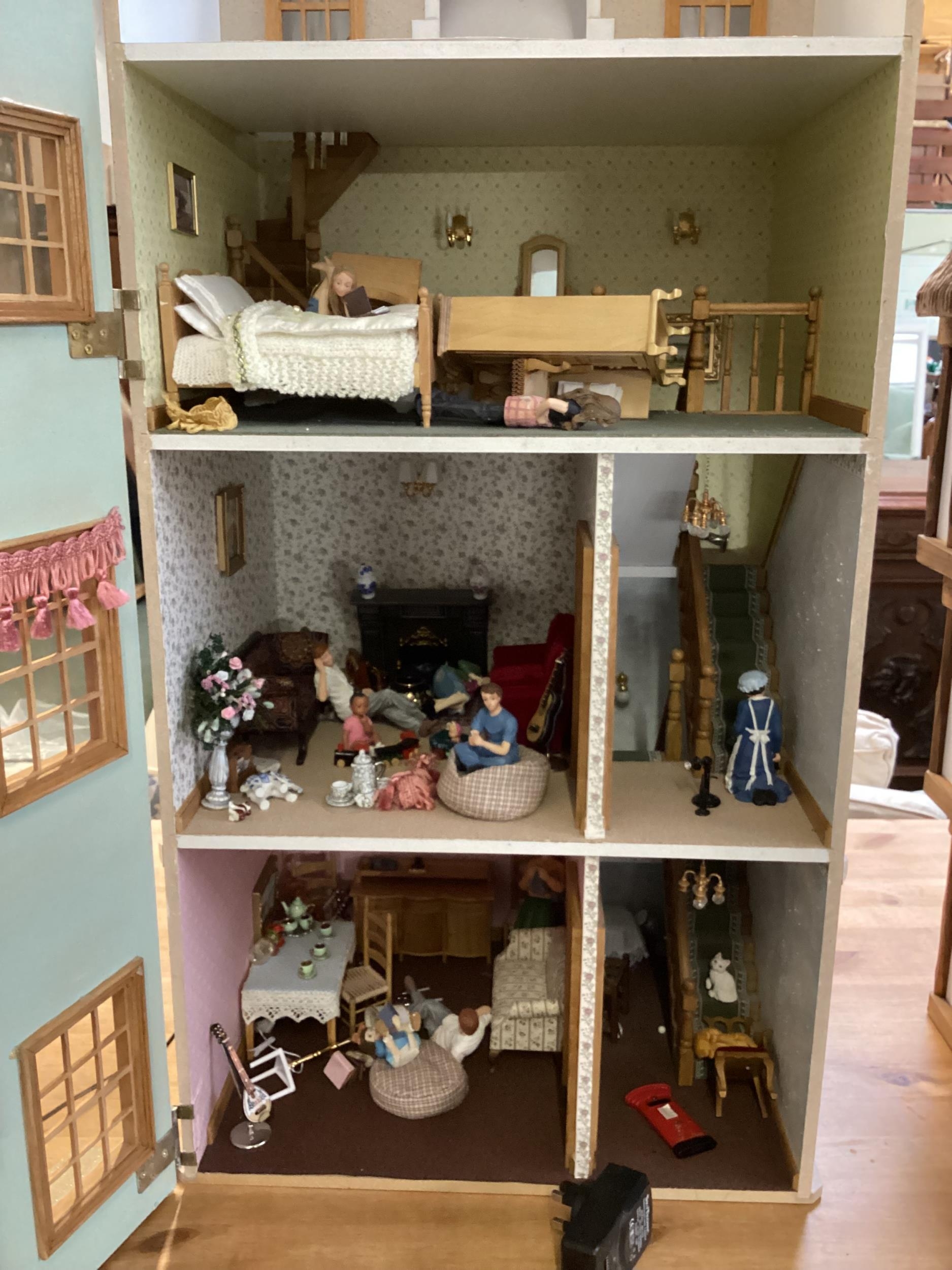 A vintage dolls house, fitted interior, some furniture, 85 x 42cm (missing roof) - Image 3 of 5