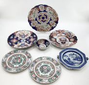 Quantity of oriental ceramics to include a pair of enamelled plates, scalloped edge Imari dishes,