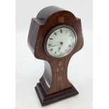 An early C20th mahogany inlaid mantel clock in the Art Nouveau style, 31cmH