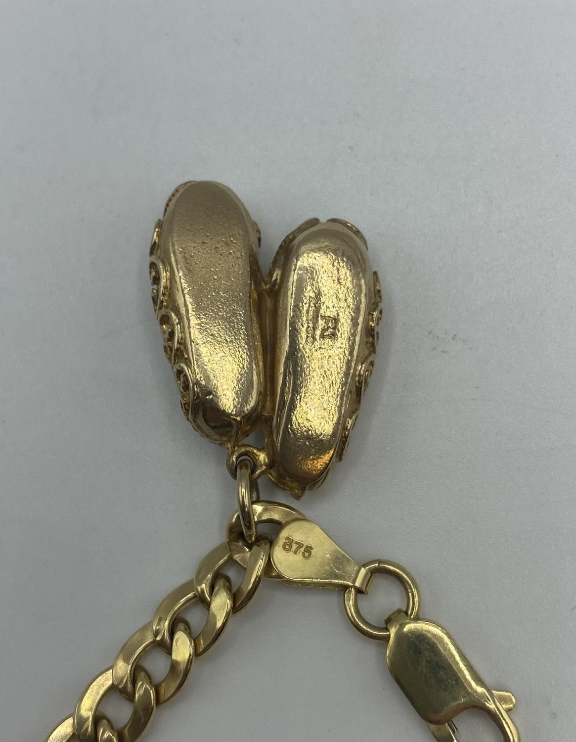 A 9ct gold bracelet and slipper charm 9.5g - Image 3 of 3