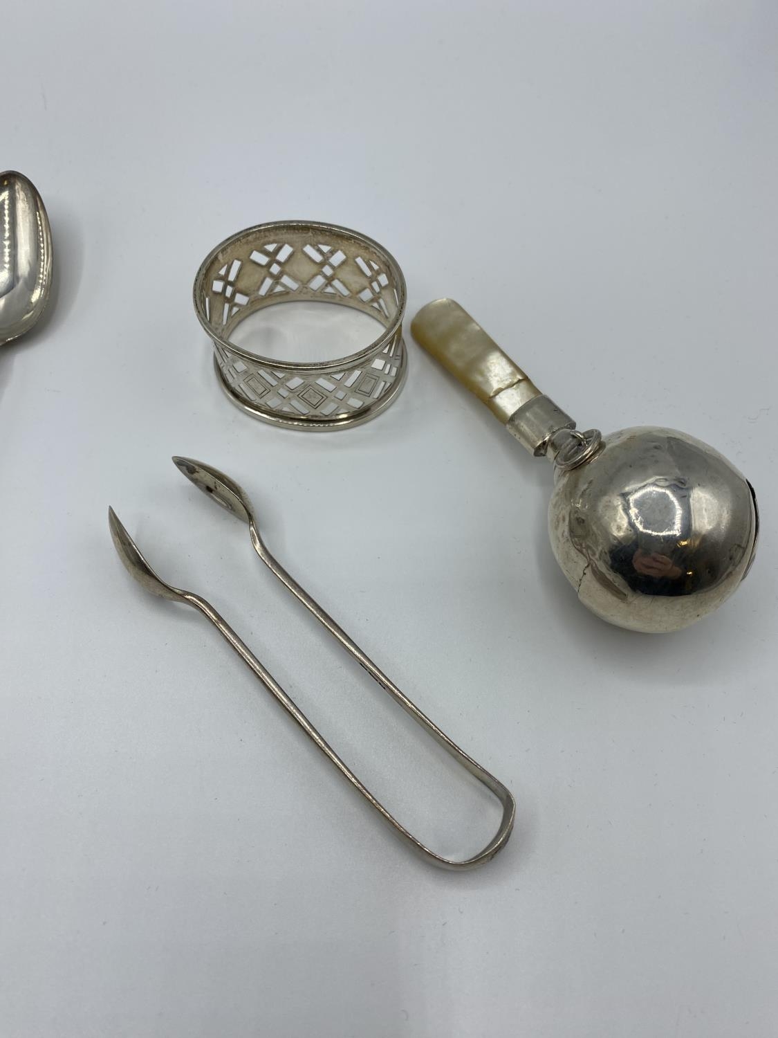 A collection of sterling silver and white metal items 300g aprox - Image 6 of 7