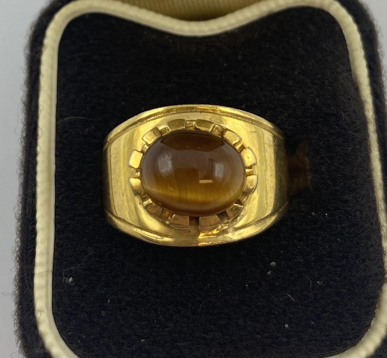 A 9ct gold marked and Tigers Eye Dress ring, 4.8g size P - Image 5 of 5