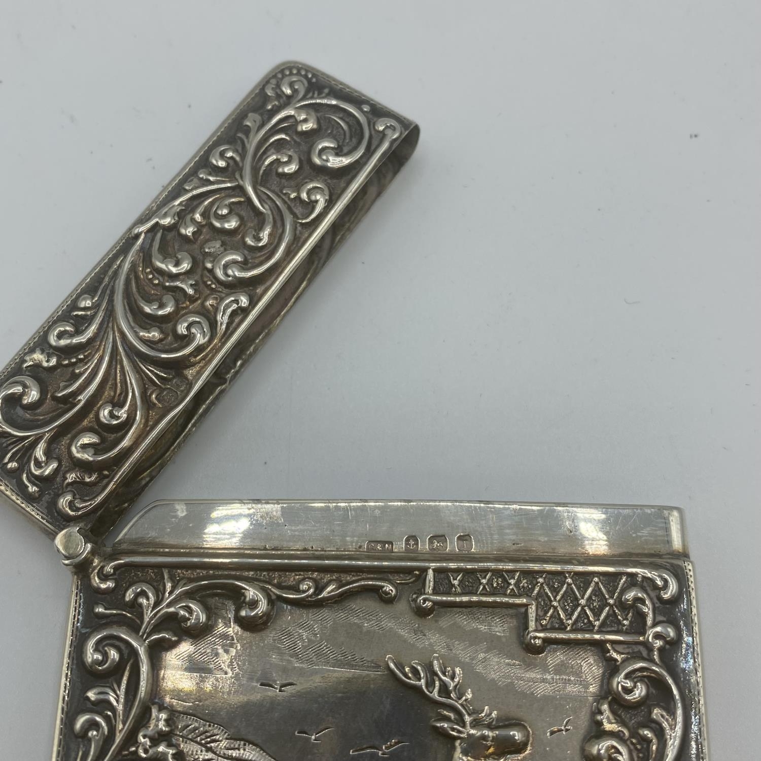 Two sterling silver card cases, one with a stag in a landscape, vacant cartouche, scrolling surround - Image 5 of 10