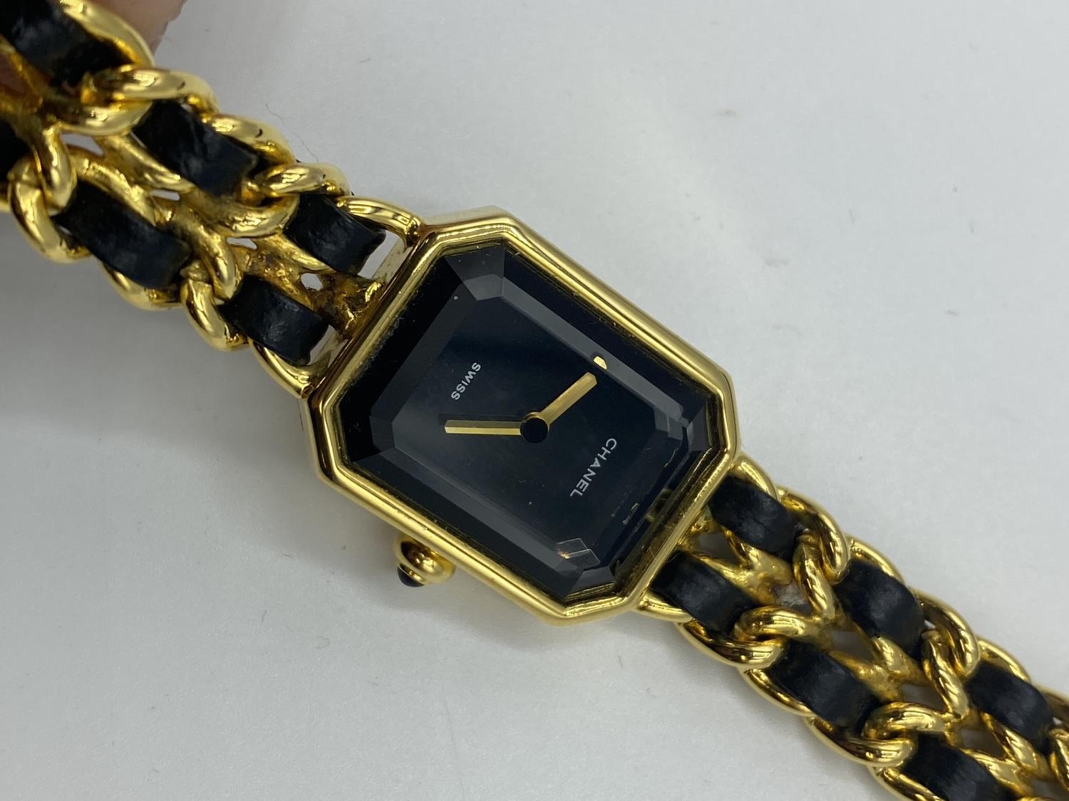 A Chanel ladies gold plated wristwatch. - Image 5 of 7