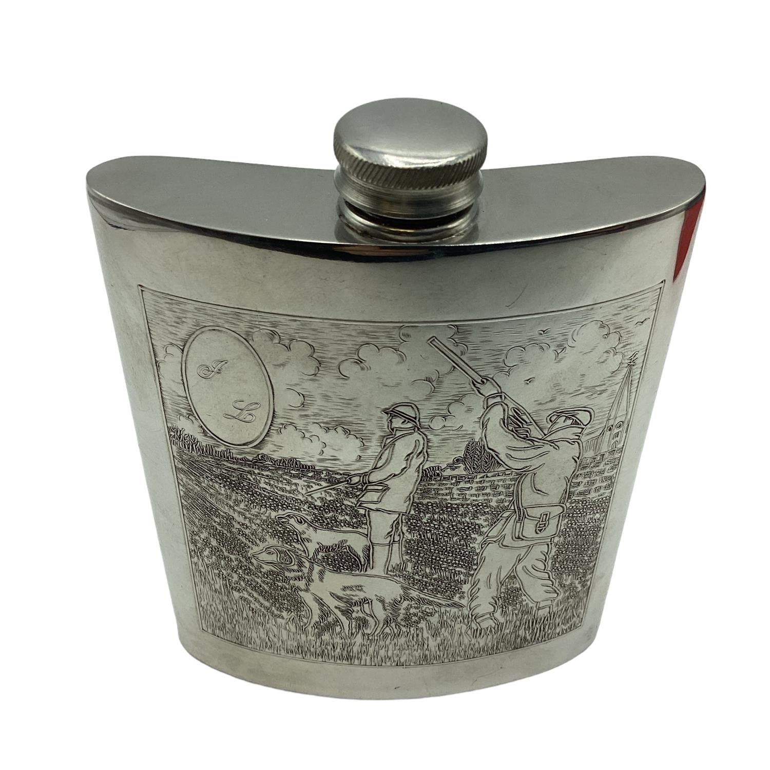 A Sheffield Pewter hipflask with chased hunting scenes with certificate in presentation box - Image 8 of 8