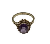 A 9 ct gold amethyst set ring 2.4 g size K