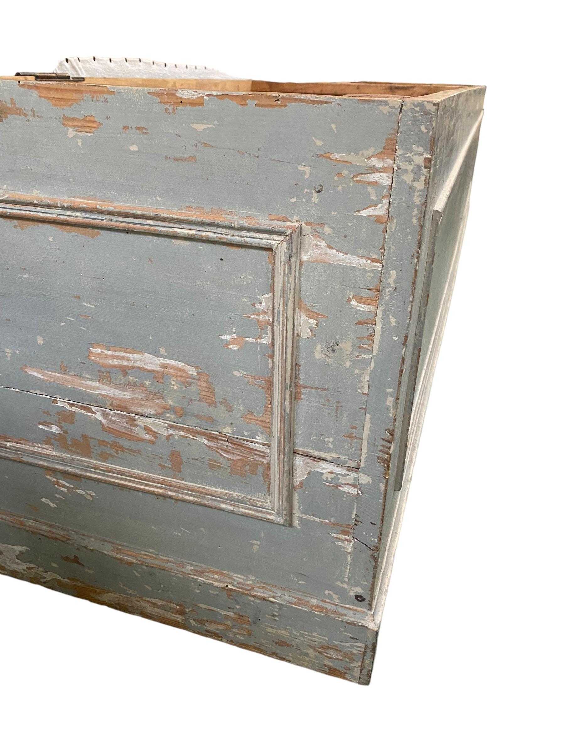 Large painted 'coffin' box with upholstered lid. 202 cm L x 53 cm D x 54 cm H - Image 3 of 3