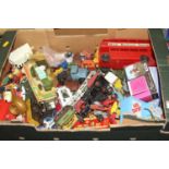 One tray of mixed modern release and play worn diecast to include Majorette, Dinky Toys, Matchbox